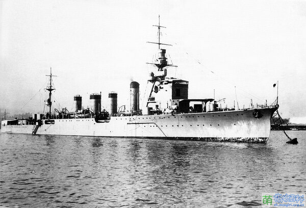 Japanese cruiser Naka.jpg