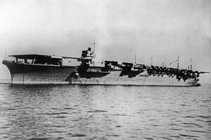 Japanese.aircraft.carrier.zuikaku.jpg