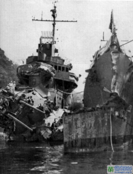 USS Selfridge and OBannon damaged Oct 1943.JPG