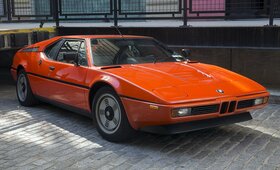 BMW M1 Wikipedia.jpg