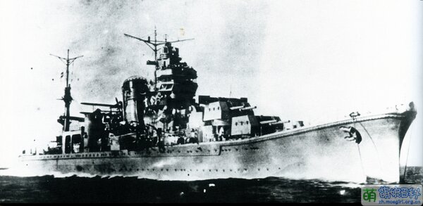 Japanese cruiser Agano.jpg