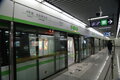 4号线绿色列车于彭埠站4701.JPG