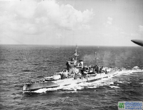 HMS Warspite, Indian Ocean 1942.jpg